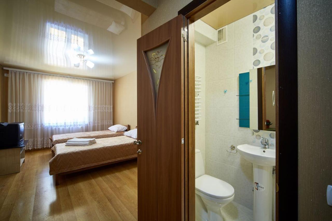 Domashniy Otel Kamyanets-Podilski Dış mekan fotoğraf